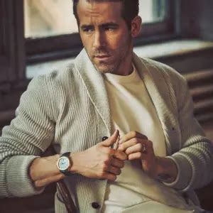 Ryan Reynolds PENIS Pics & Super NSFW Videos!